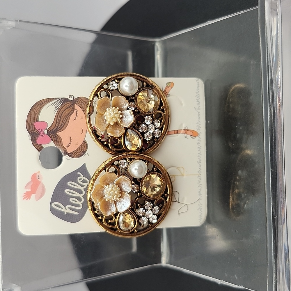 Chic Silver and Gold Earrings Set with Pink and Yellow Accents - Picture 8 of 9